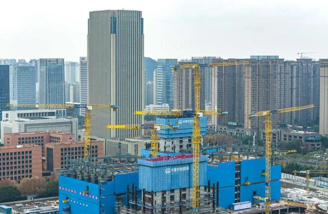 奋进“十五五”：这个建筑工地很“智慧”(图4)