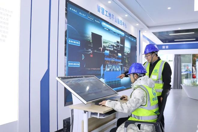 奋进“十五五”：这个建筑工地很“智慧”(图3)